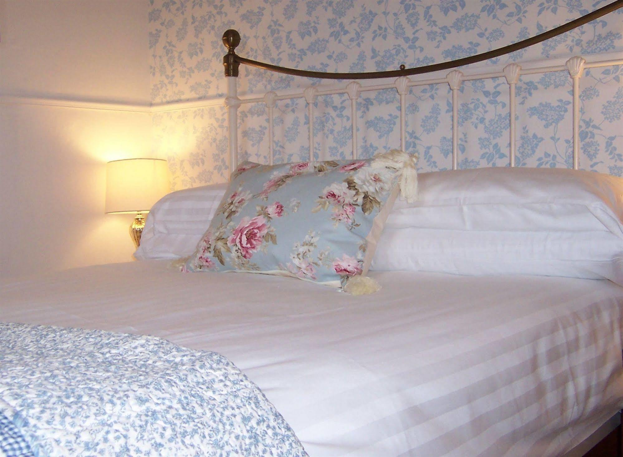 Caddon View Country Guest House Innerleithen Extérieur photo