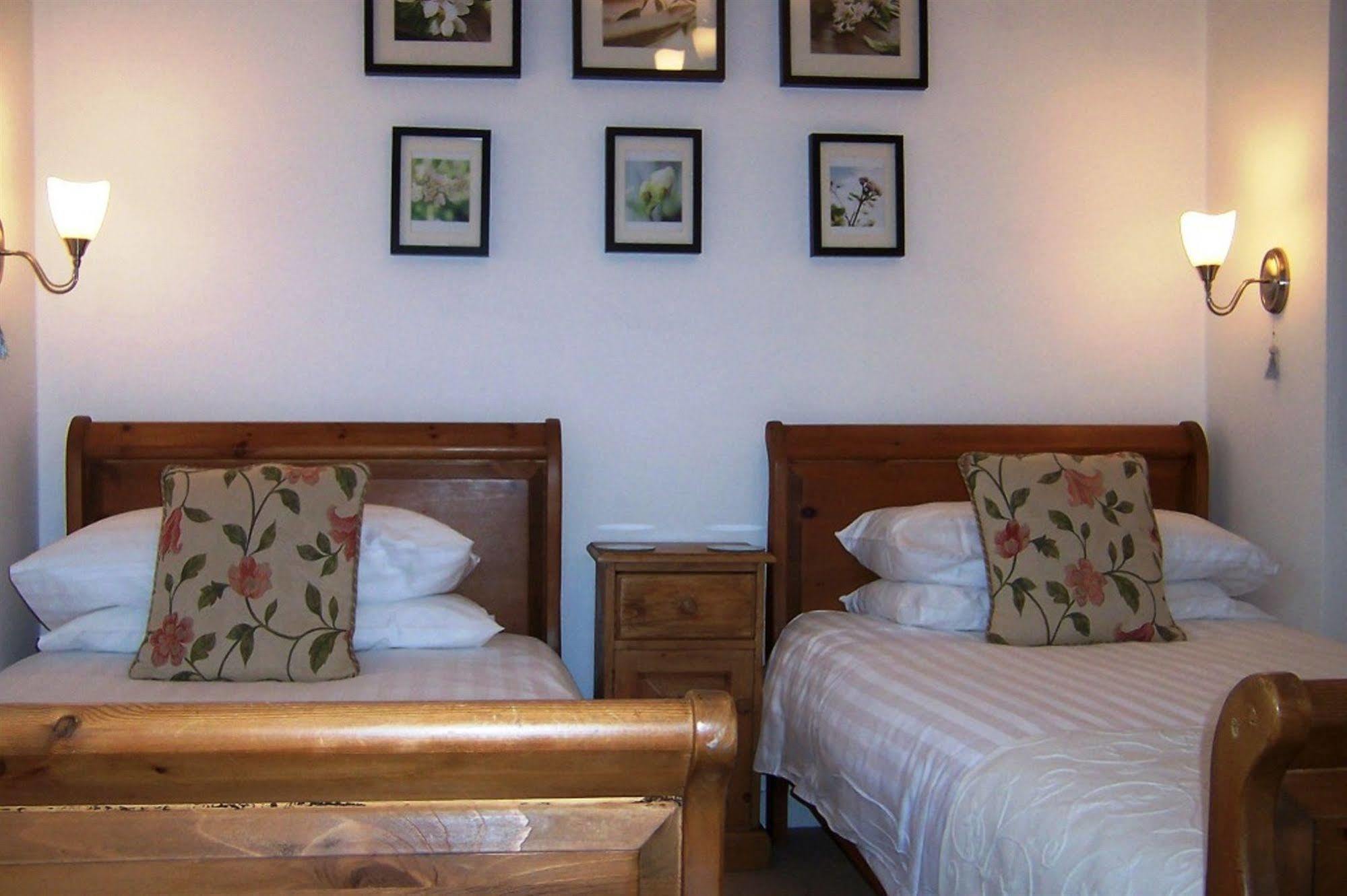 Caddon View Country Guest House Innerleithen Extérieur photo